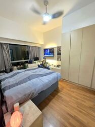 Waterfront Waves (D16), Condominium #568686061